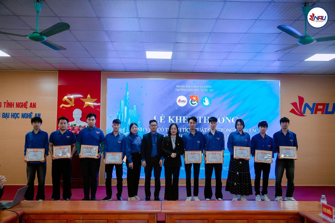 TỔNG KẾT CHUỖI HOẠT ĐỘNG CHÀO MỪNG NGÀY TRUYỀN THỐNG HSSV 2026: SINH VIÊN KHOA CNTT – TỰ TIN BẢN LĨNH, VỮNG BƯỚC VƯƠN XA