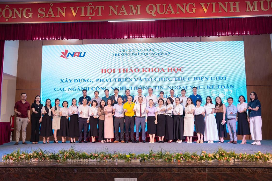 Hội thảo khoa học “Hợp tác giữa Doanh nghiệp và Trường Đại học Nghệ An” 