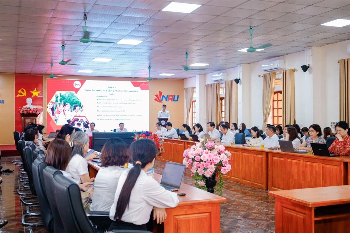 Trường Đại học Nghệ An tổng kết công tác tuyển sinh và truyền thông năm 2025