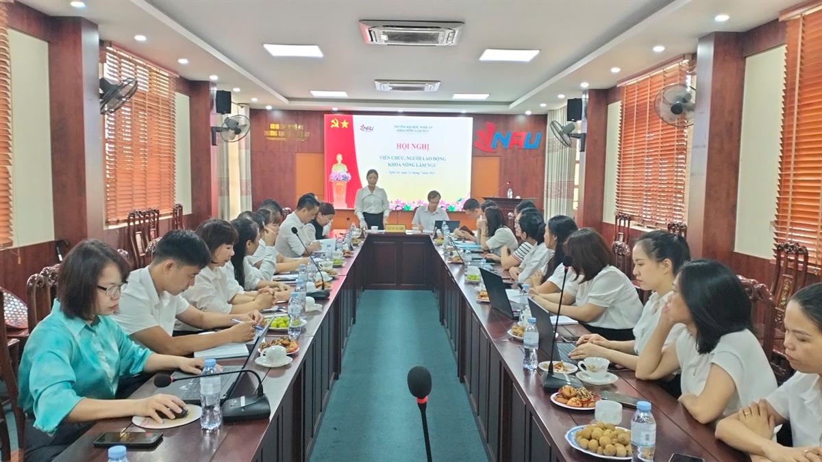 Khoa Nông Lâm Ngư tổ chức thành công Hội nghị Viên chức, người lao động năm học 2024–2025