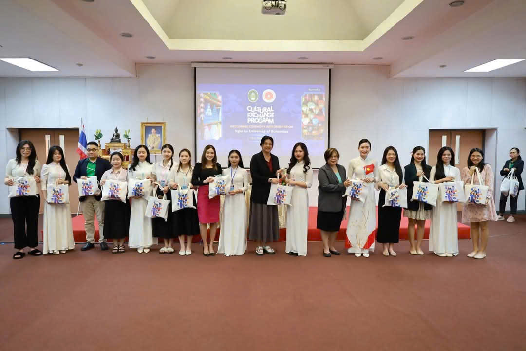 Tiếng Anh – Chìa khóa hội nhập trong chương trình đào tạo ngành Marketing