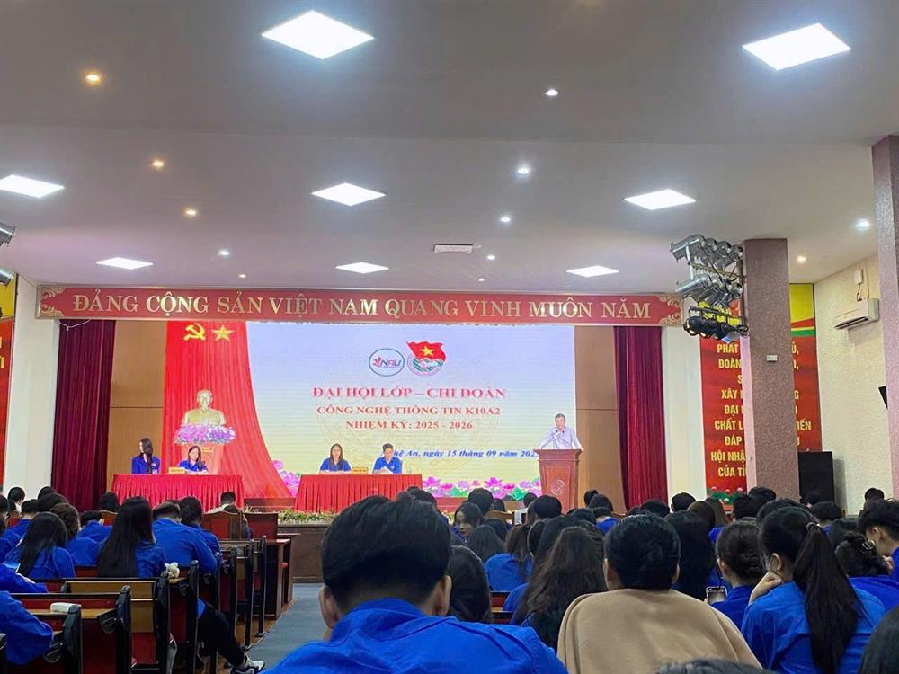 Đại diện Khoa TCNH tham dự Đại hội mẫu Lớp - Chi Đoàn nhiệm kỳ 2025 – 2026 của Trường Đại học Nghệ An 