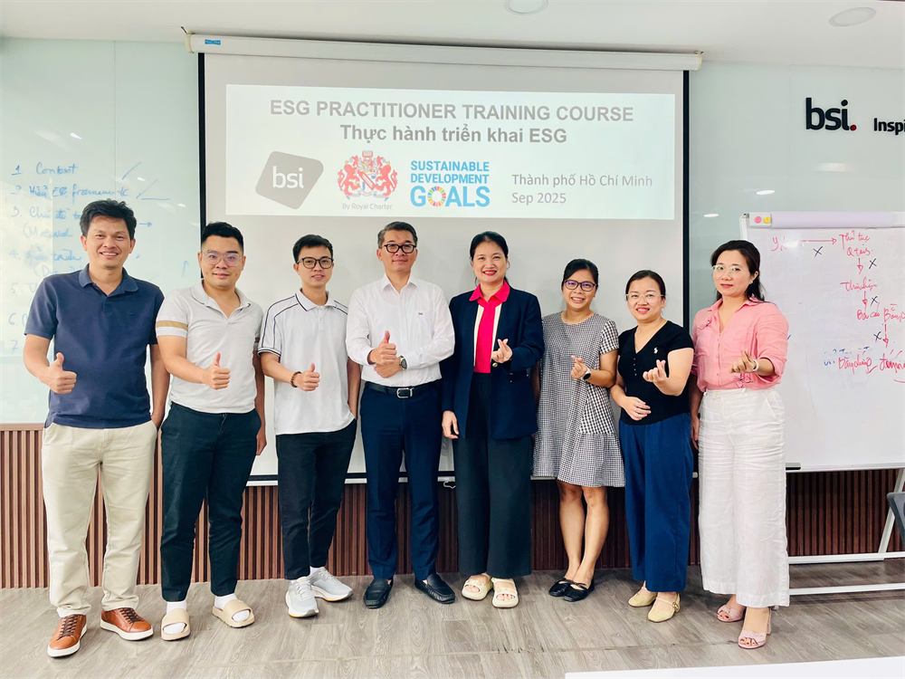 Trường Đại học Nghệ An tham gia khóa đào tạo “BÁO CÁO PHÁT TRIỂN BỀN VỮNG THEO TIÊU CHUẨN ESG”