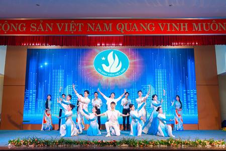 Giáo dục toàn diện từ mầm non đến đại học: Hành trình gieo hạt – ươm mầm – kết trái