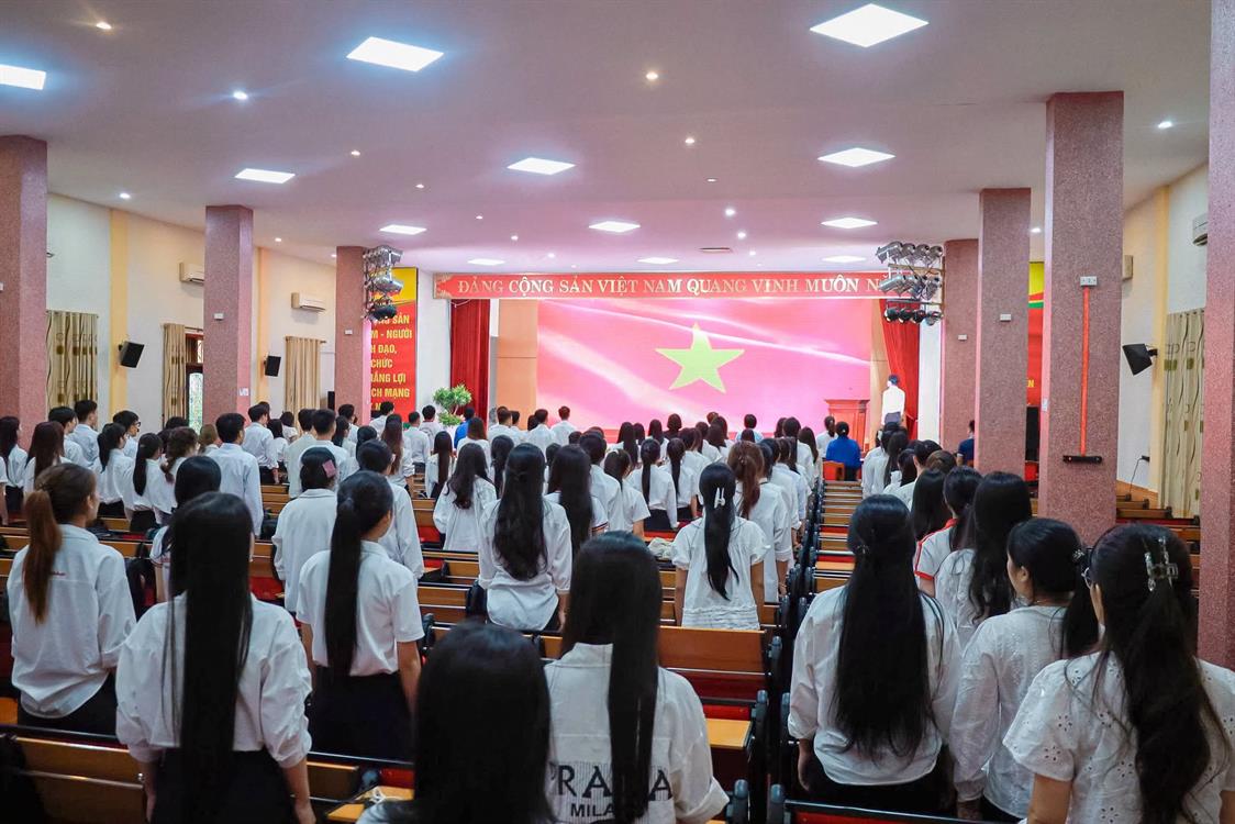 Bế giảng lớp bồi dưỡng nhận thức về Đảng khóa VI, năm 2026