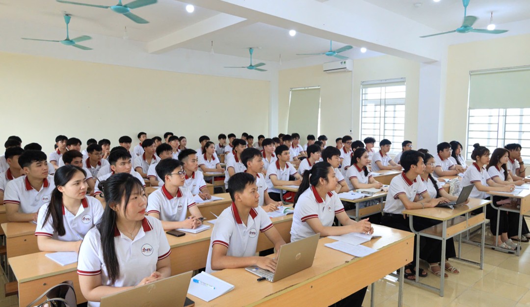 KHOA CNTT - NAU: HỆ SINH THÁI ĐÀO TẠO CÔNG NGHỆ CHUẨN MỰC 2026